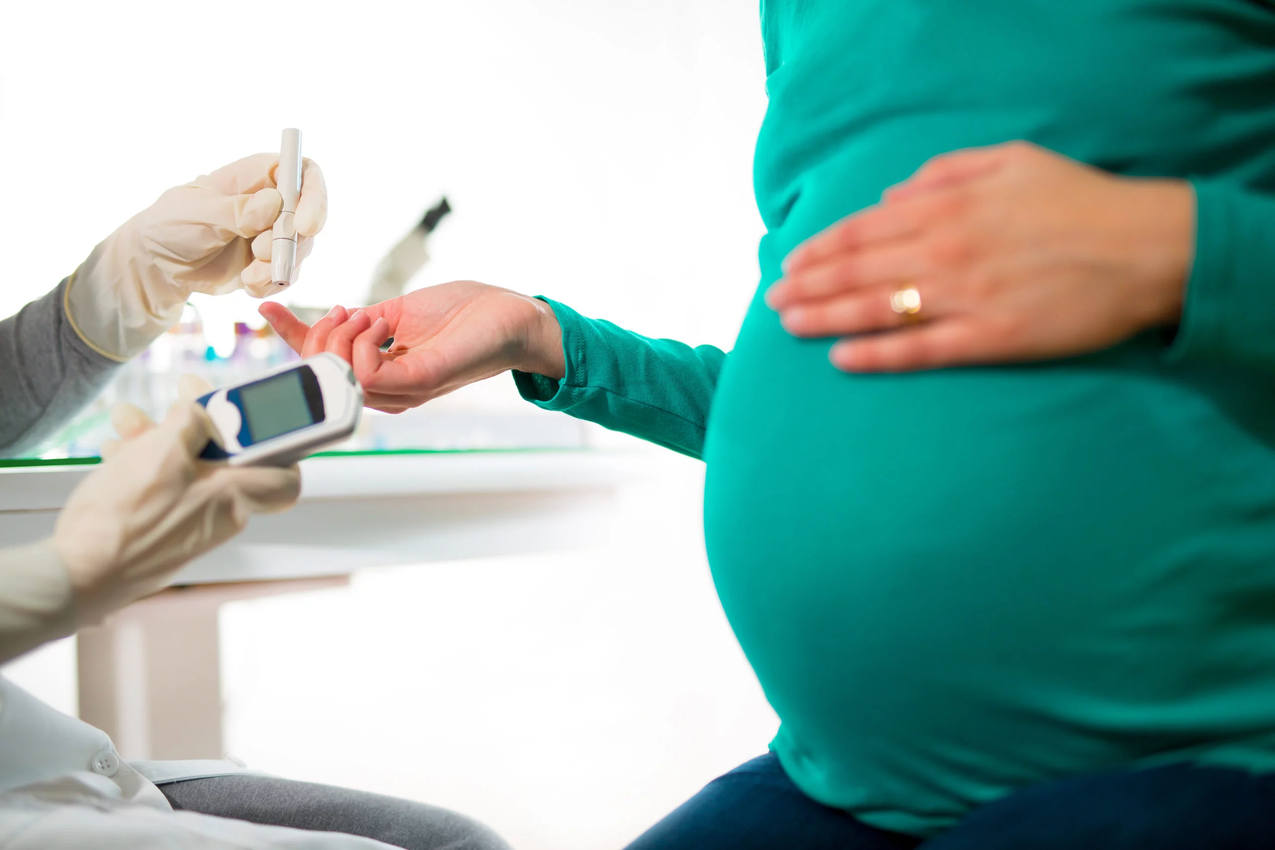 Diabète gestationnel : une place possible pour l’insuline inhalée, mais à confirmer