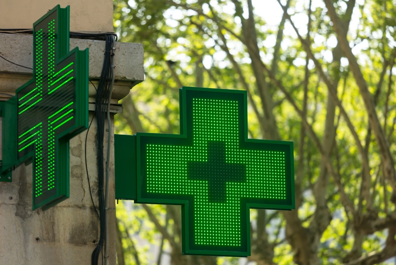 Pharmacie et innovation : deux projets belges primés pour leur impact sur les soins
